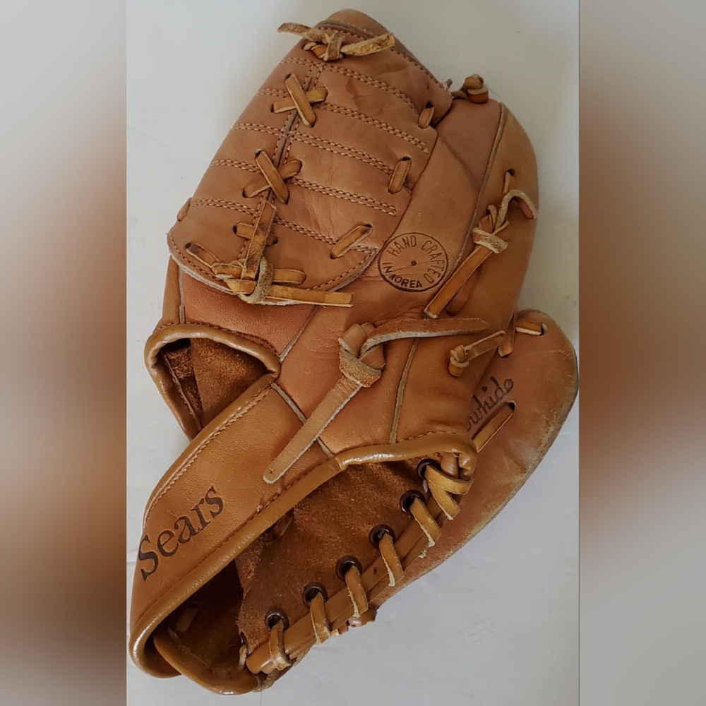Sears Vintage Retro 16152 Cowhide Leather Baseball Glove - Right Hand Throw RHT